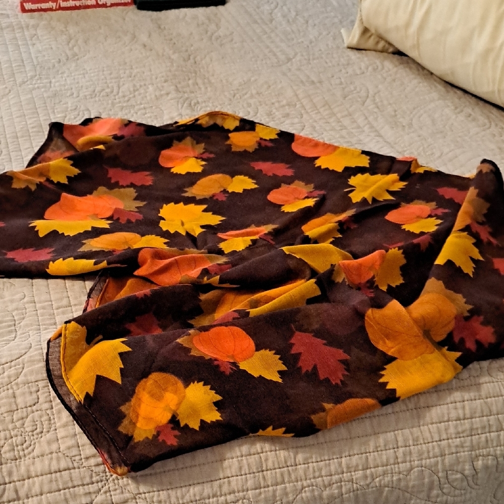 Autumn Leaf Print Scarf